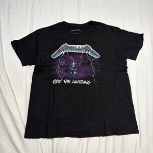 Metallica shirt large